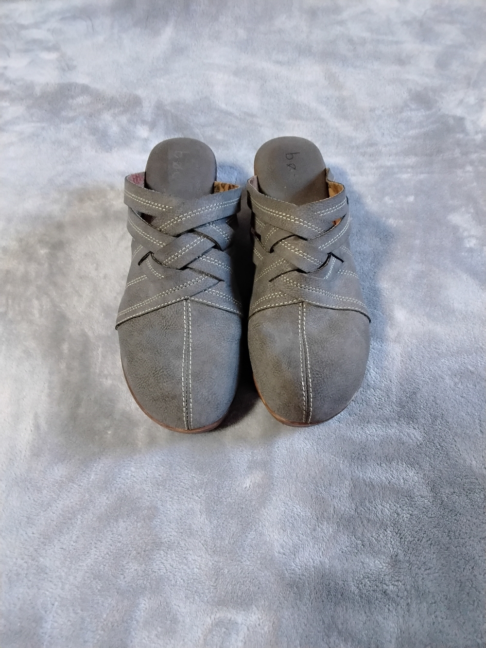 B.O.D by Rachael Finch Gray Men's Slip-On Loafers with Cross-Strap